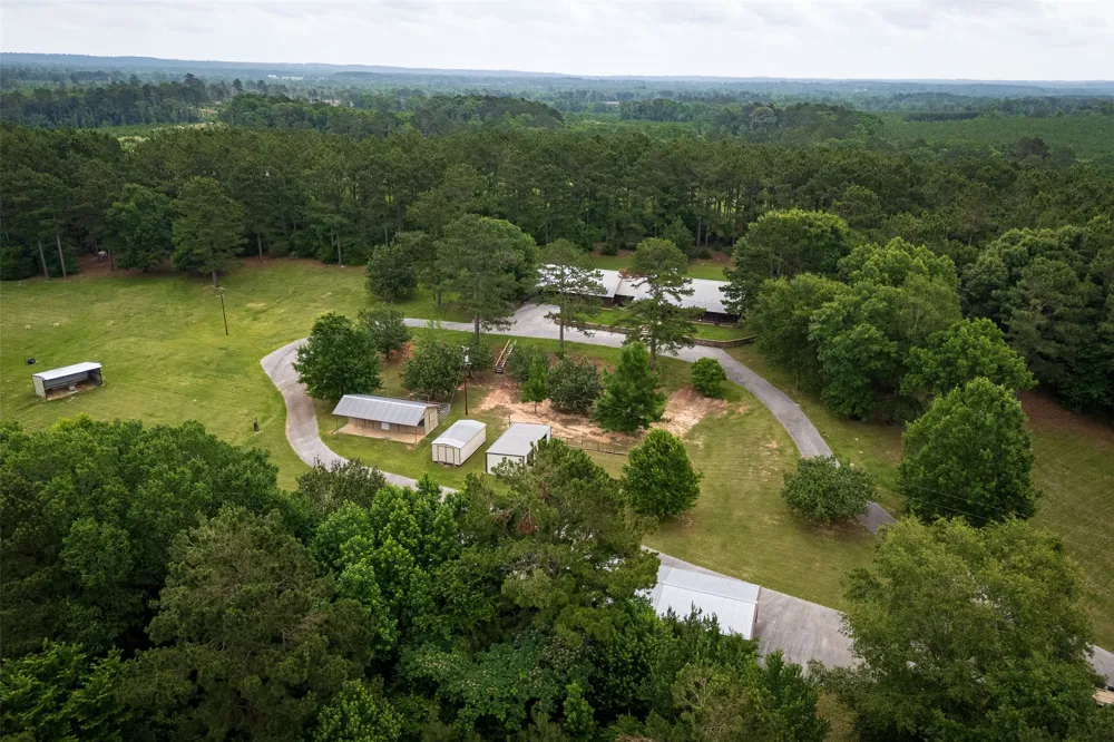 4123 Farm to Market Road 752 S Rusk, TX 75785