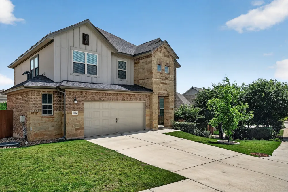 6312 Empresa Drive
