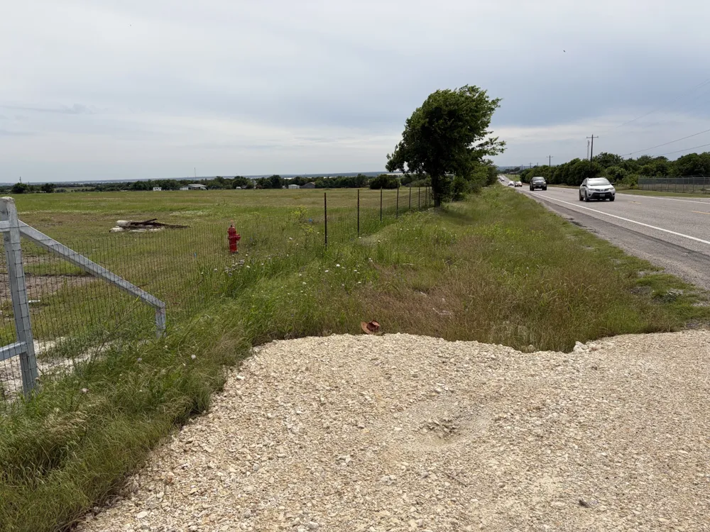 1250 County Road 141 Georgetown, TX 78626