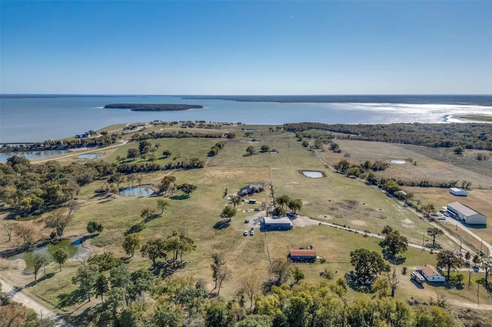 15675 County Road 4024 Kemp, TX 75143
