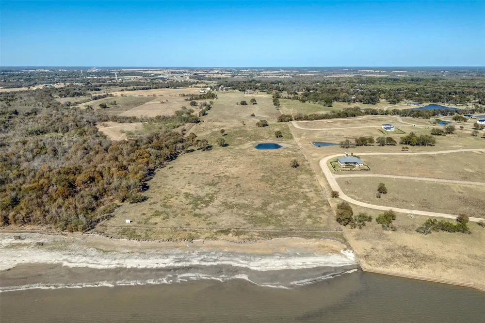 15675 County Road 4024 Kemp, TX 75143