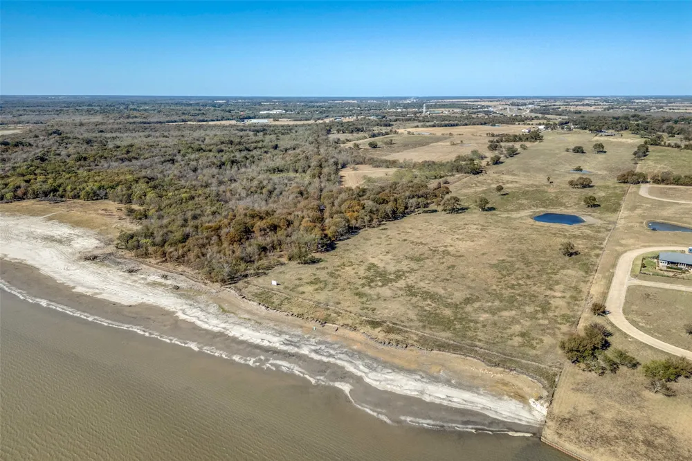 15675 County Road 4024 Kemp, TX 75143