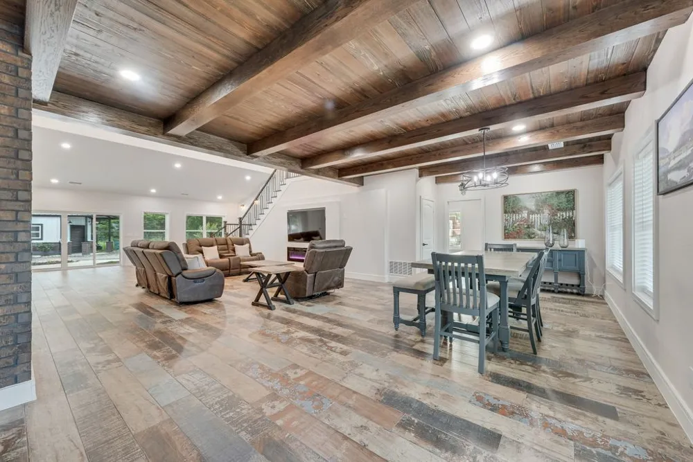 11167 Plainview Road Krum, TX 76249