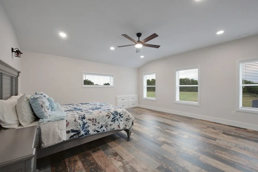 11167 Plainview Road Krum, TX 76249