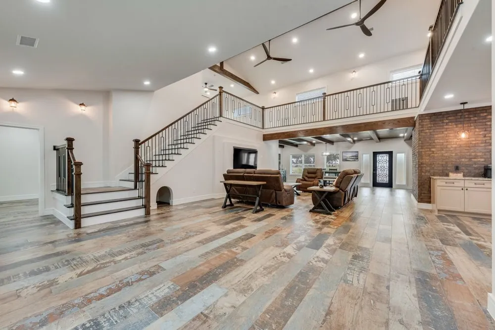 11167 Plainview Road Krum, TX 76249