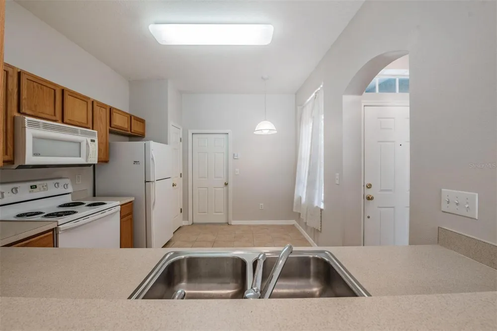 2461 EARLSWOOD COURT Brandon, FL 33510