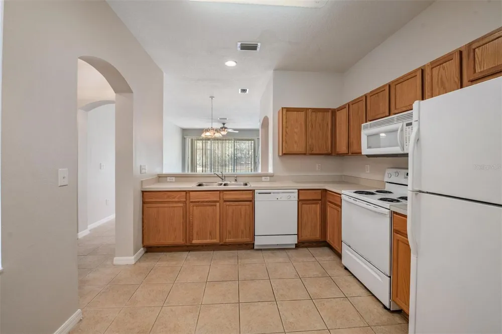 2461 EARLSWOOD COURT Brandon, FL 33510