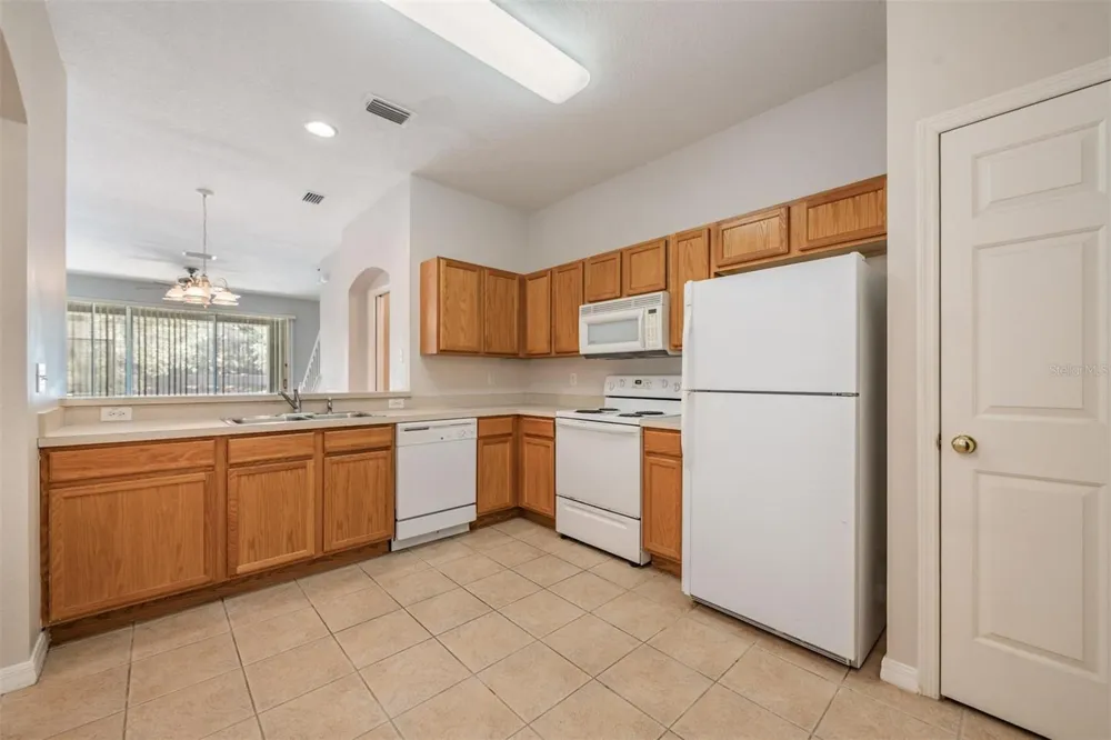 2461 EARLSWOOD COURT Brandon, FL 33510