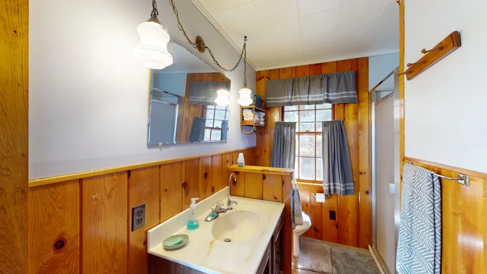 12418 Rock Point Drive Kabetogama, MN 56669