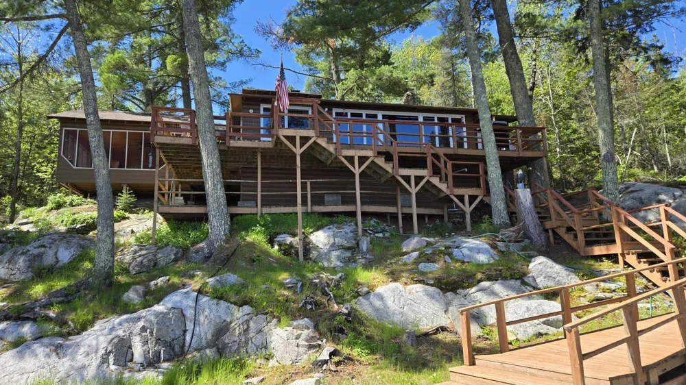 12418 Rock Point Drive Kabetogama, MN 56669