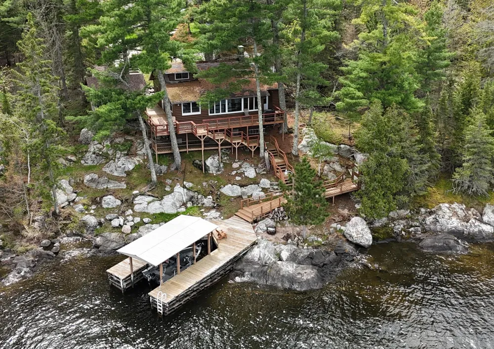 12418 Rock Point Drive Kabetogama, MN 56669
