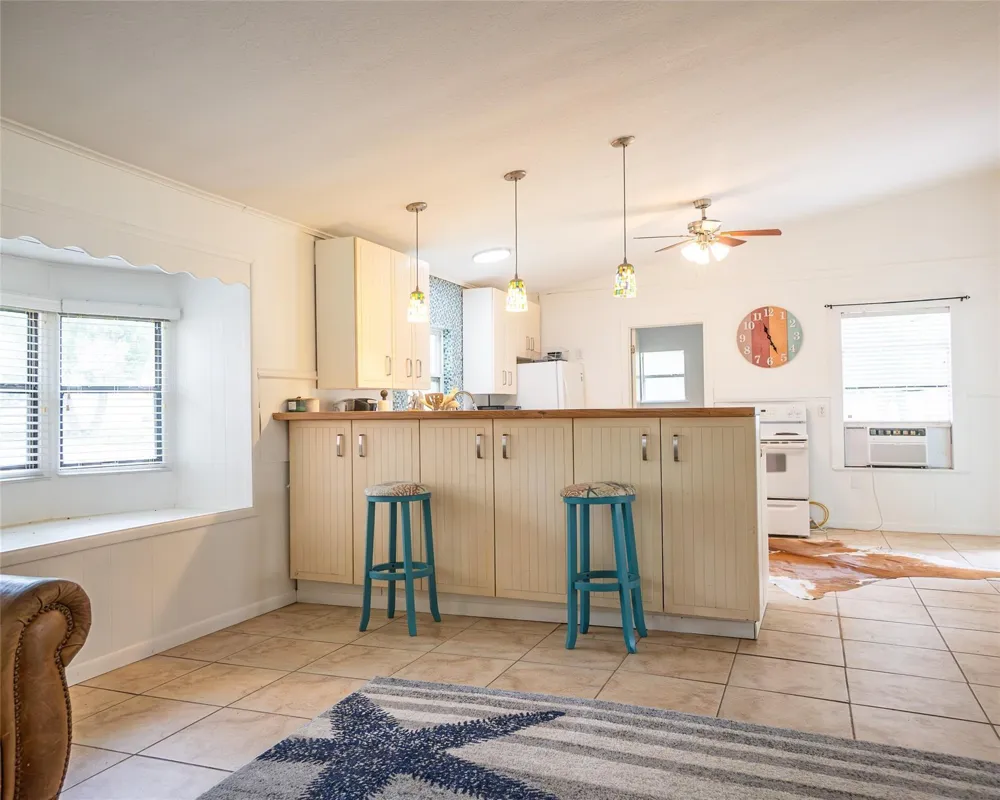 357 County Road 296 Sargent, TX 77414