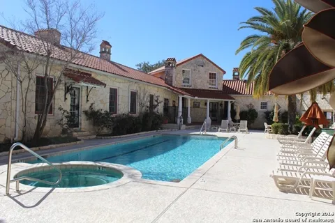 6160 ECKHERT RD Unit 504