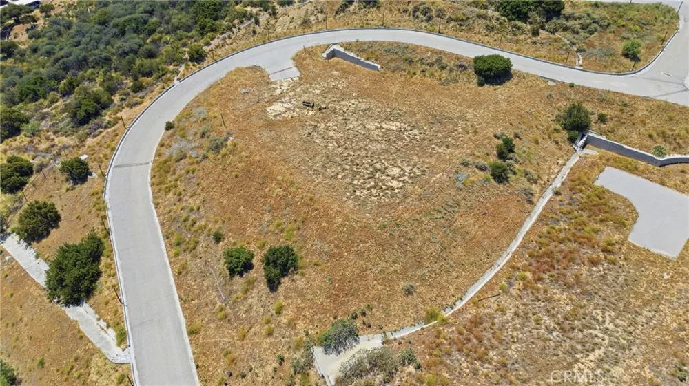 11627 Poema Place Chatsworth, CA 91311