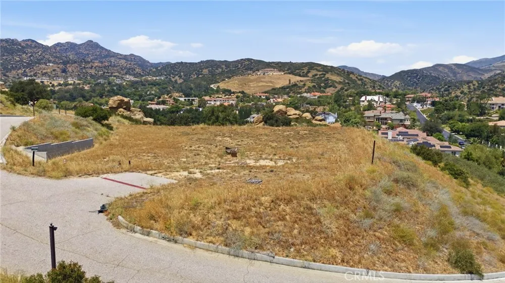11627 Poema Place Chatsworth, CA 91311