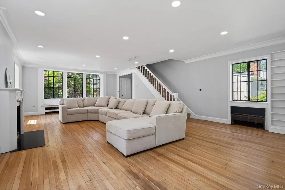 51 Pinesbridge Road Ossining, NY 10562