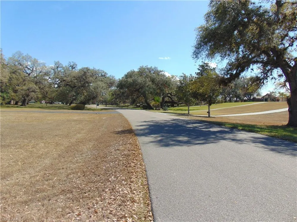 1092 Riverbend Drive Labelle, FL 33935