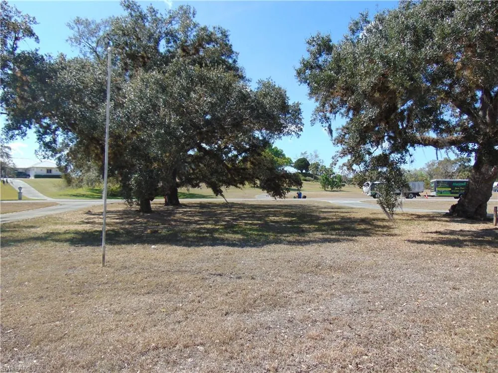 1092 Riverbend Drive Labelle, FL 33935