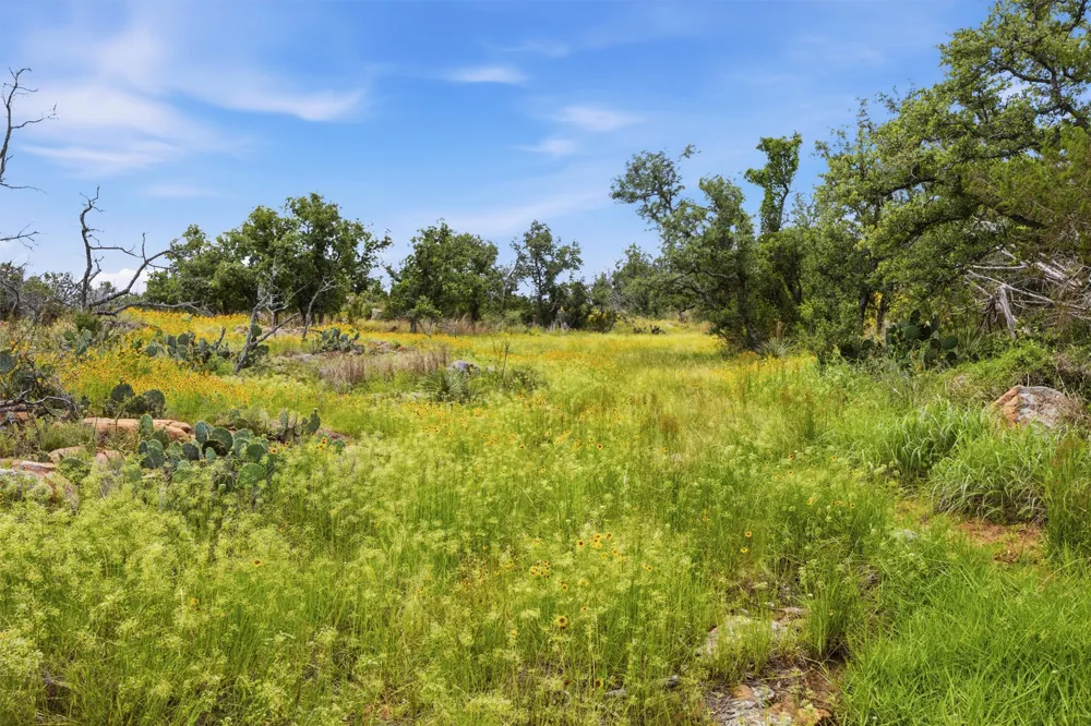 30 Peninsula Drive Burnet, TX 78611