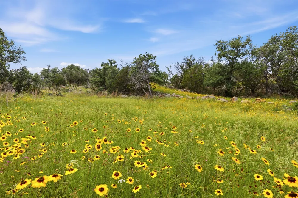 30 Peninsula Drive Burnet, TX 78611