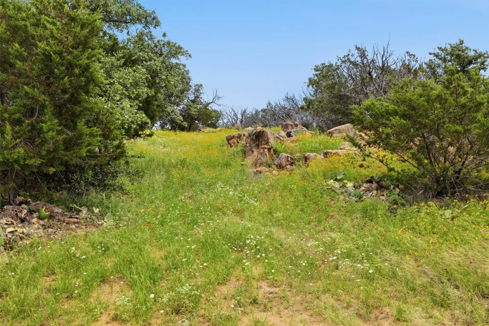 30 Peninsula Drive Burnet, TX 78611
