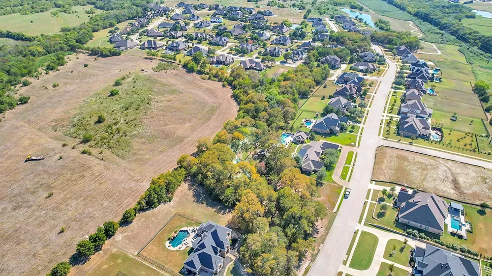 133 Falcon Point Drive Heath, TX 75032