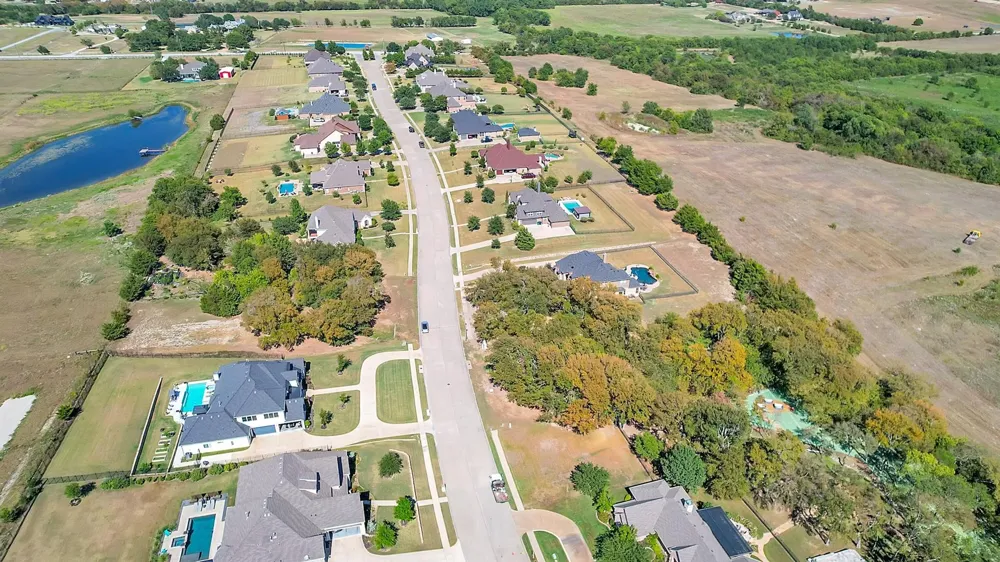133 Falcon Point Drive Heath, TX 75032