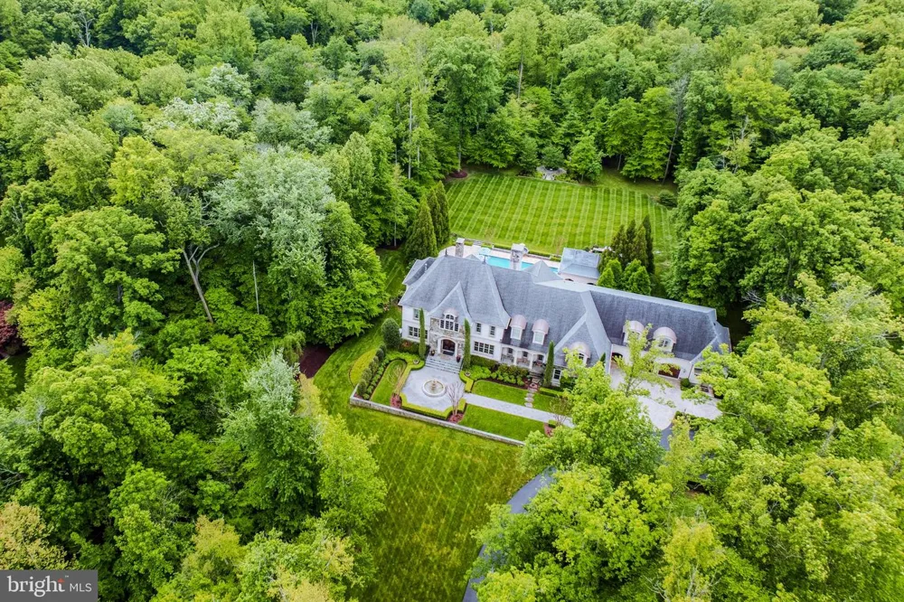 40935 GRENATA PRESERVE PLACE Leesburg, VA 20175