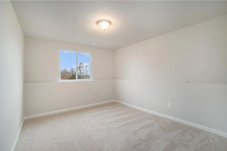 724 Manorwood Circle Benton Harbor, MI 49022
