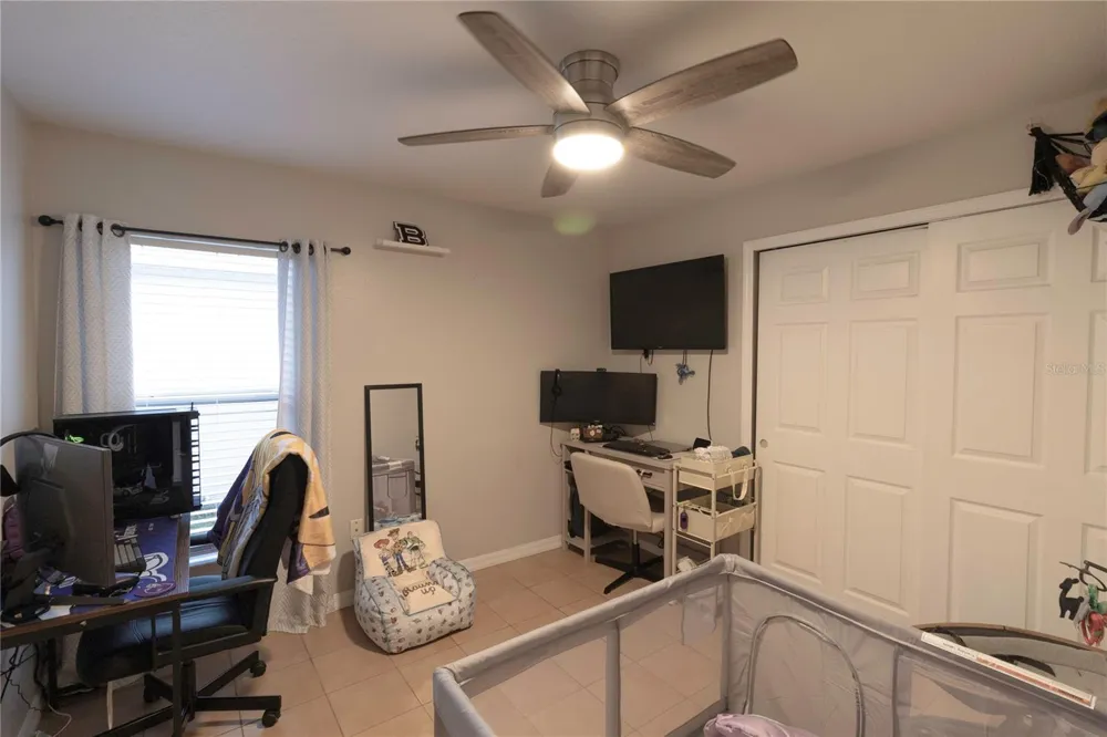 11910 MANGO GROVES BOULEVARD Seffner, FL 33584