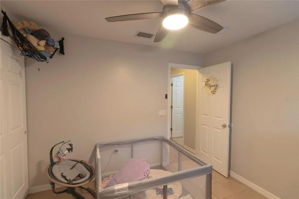 11910 MANGO GROVES BOULEVARD Seffner, FL 33584