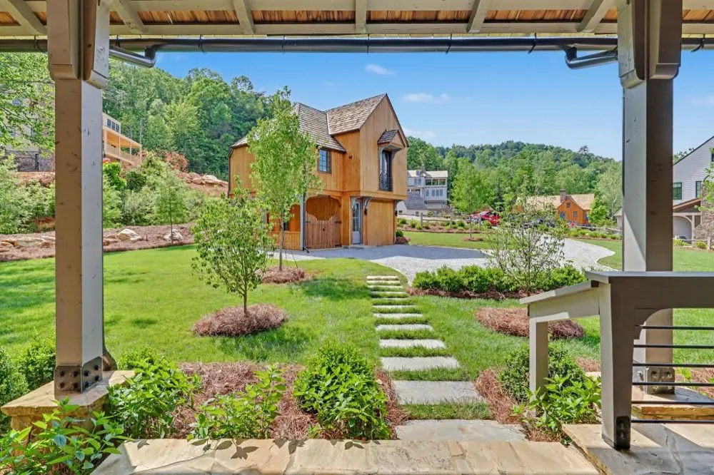 140 Cove View Lane Clarkesville, GA 30523