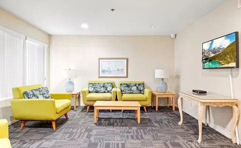 351 Ford Avenue #220