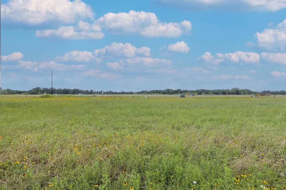 15 Lake Day Drive Somerville, TX 77879