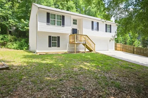 4015 Chapman Drive
