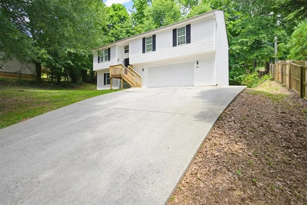 4015 Chapman Drive Gainesville, GA 30506