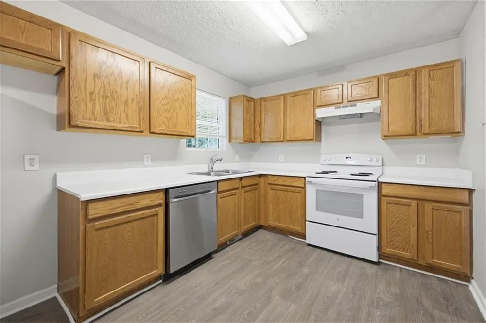 4015 Chapman Drive Gainesville, GA 30506