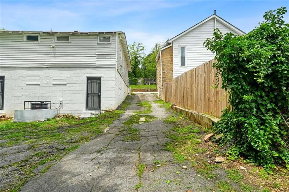 219 Joseph E Lowery Boulevard SW Atlanta, GA 30314