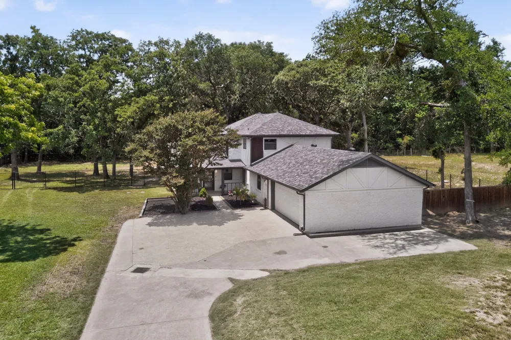 150 S Woodland Trail Double Oak, TX 75077