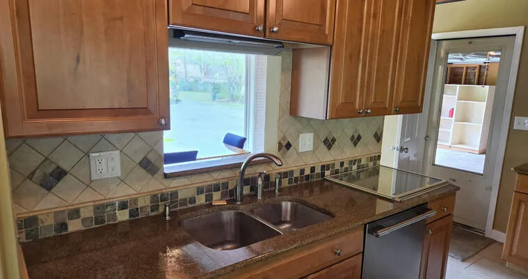 32619 Greenland Court Livonia, MI 48154