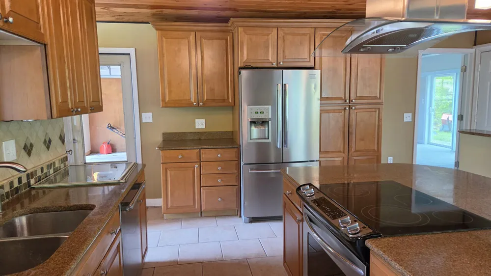 32619 Greenland Court Livonia, MI 48154