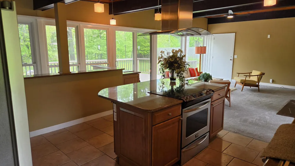 32619 Greenland Court Livonia, MI 48154