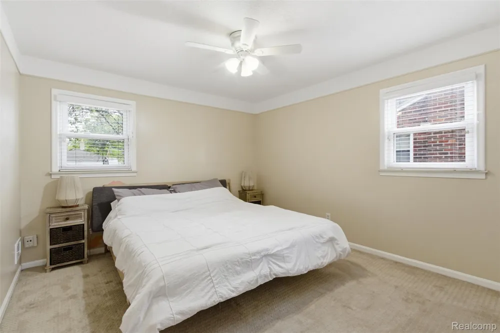 397 Longfellow Street Inkster City, MI 48141