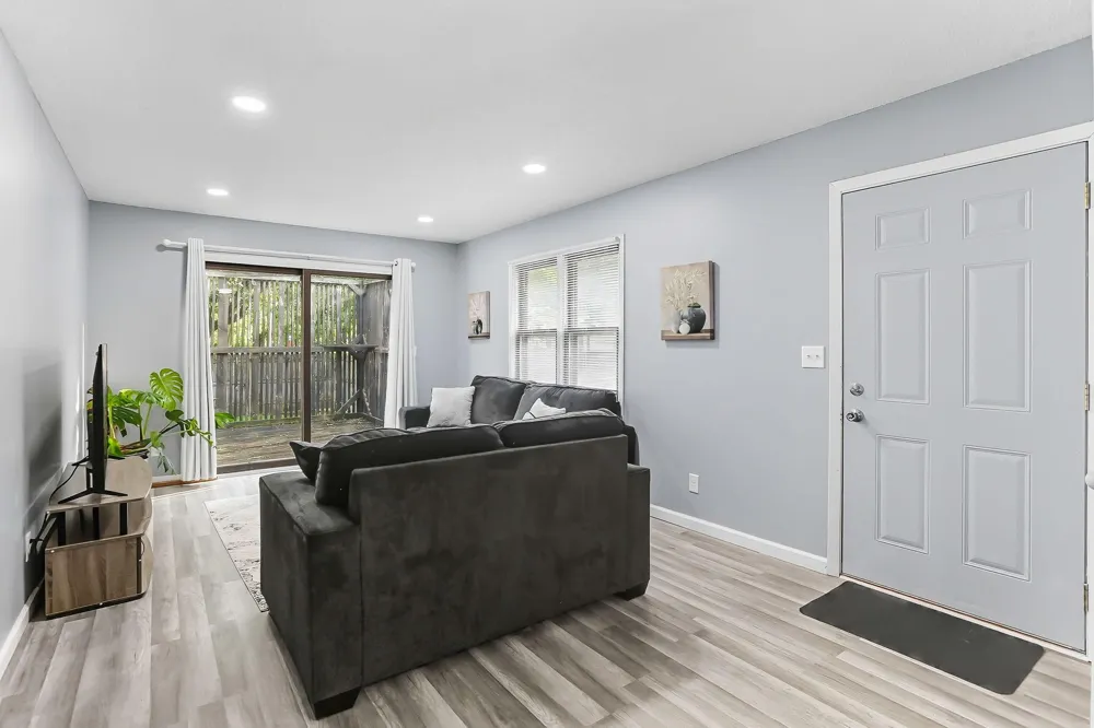 2304 Sheridan Avenue Minneapolis, MN 55411