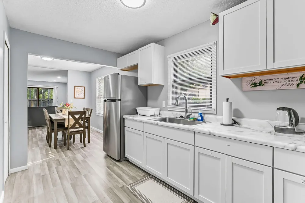 2304 Sheridan Avenue Minneapolis, MN 55411