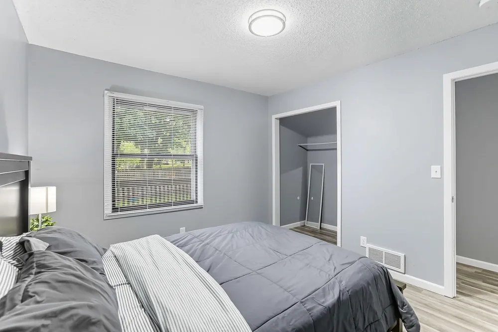 2304 Sheridan Avenue Minneapolis, MN 55411