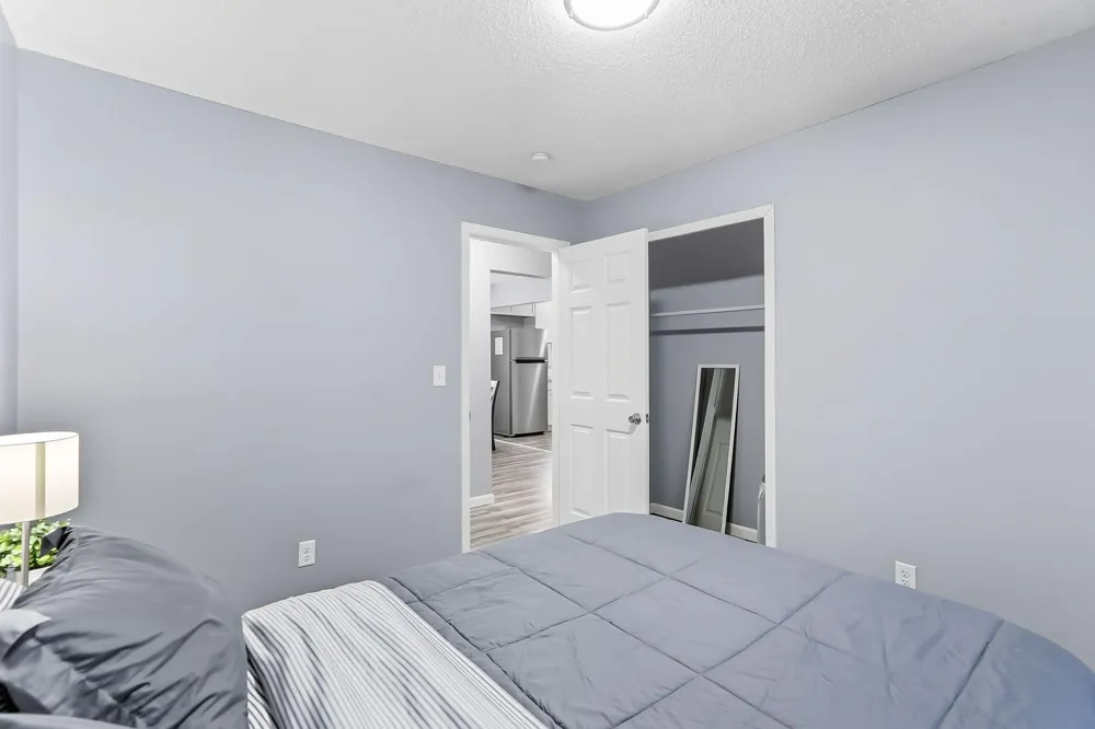 2304 Sheridan Avenue Minneapolis, MN 55411