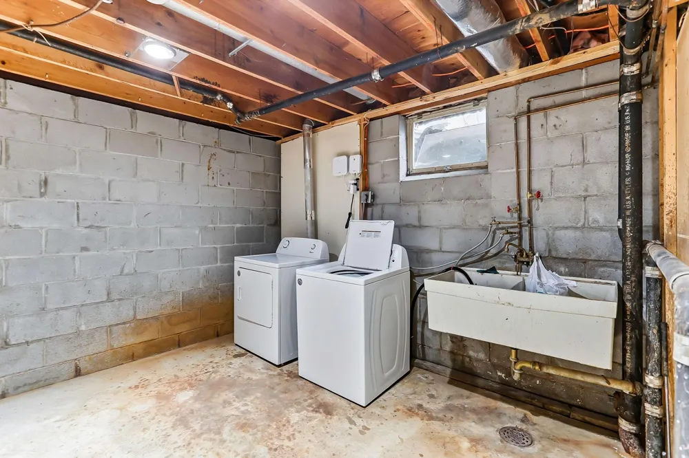 2304 Sheridan Avenue Minneapolis, MN 55411