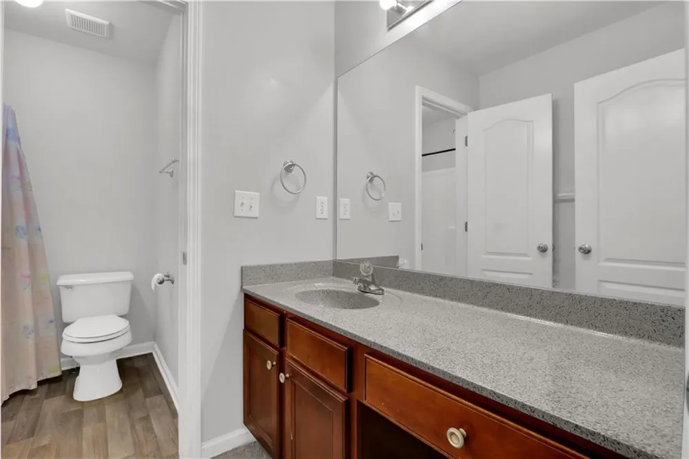 660 Simonton Crest Drive Lawrenceville, GA 30045