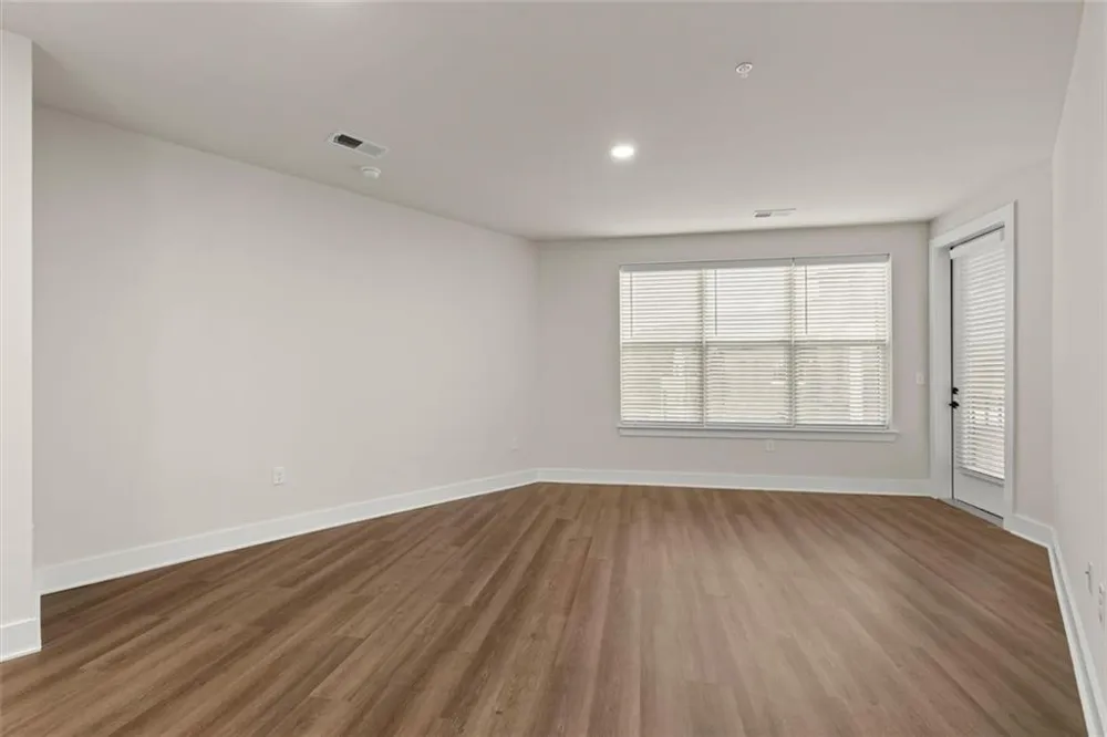 2648 Sandy Plains Road #422 Marietta, GA 30066